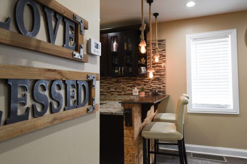 304 107th St, Chicago IL 60655-1709 exterior