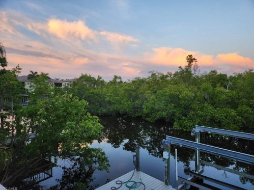 2958 Poplar St, Naples FL exterior