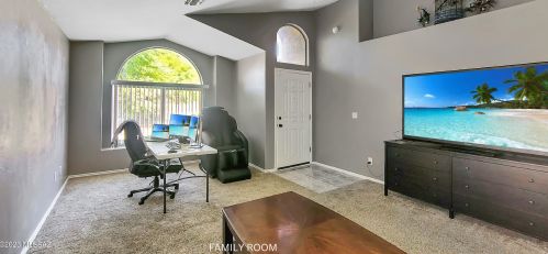 8948 Marci Lynne Way, Tucson AZ  85747-5624 exterior