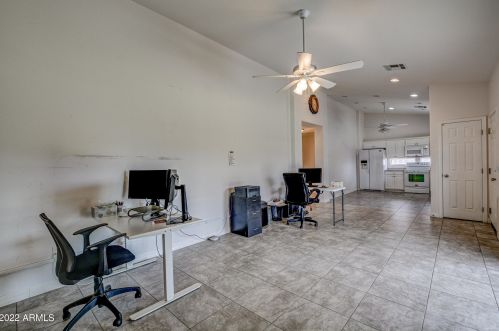 394 Redfield Rd, Chandler AZ 85225-1023 exterior