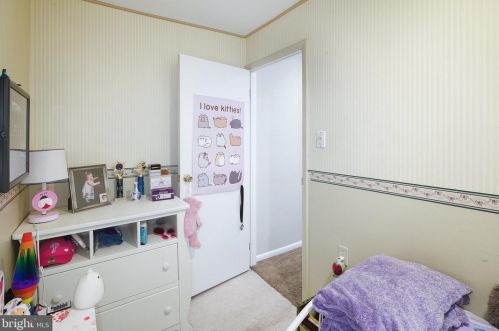 1734 Addison St, Philadelphia PA 19143-1107 exterior