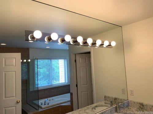 301 Fairways Ln, Lyndon Twp MI 48118-2130 exterior