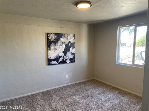 8542 Calle Bolivar, Tucson AZ  85715-5409 exterior