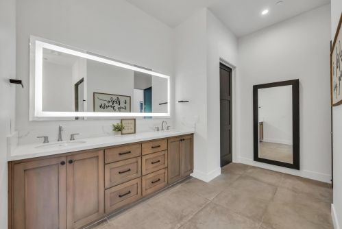 3840 Greenview Dr, Folsom CA  95762-5218 exterior