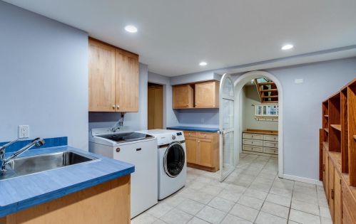 746 Gorham St, Madison WI 53703-1521 exterior