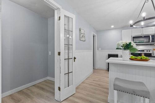 27 Lewis Blvd, Killingly CT 06239-1627 exterior