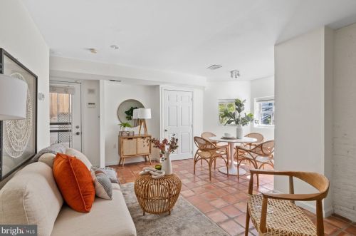 1429 Q St, Washington DC 20009-3808 exterior