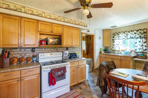 101 Railroad St, Ely MN exterior