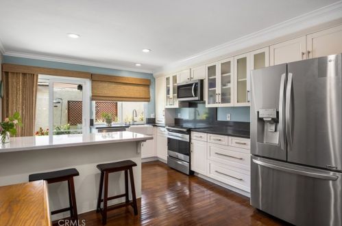 14402 Raintree Rd, Tustin CA  92780-6930 exterior