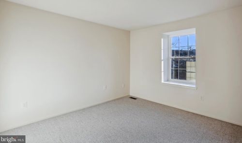 15901 Indian Hills Ter, Rockville MD 20855-2626 exterior