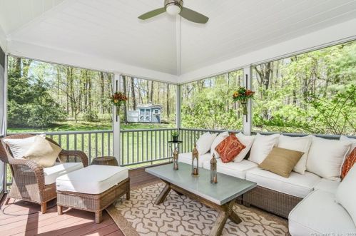 43 Jefferson Dr, Ridgefield CT 06877-5910 exterior