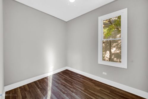 5116 Carpenter St, Chicago IL 60621-1028 exterior