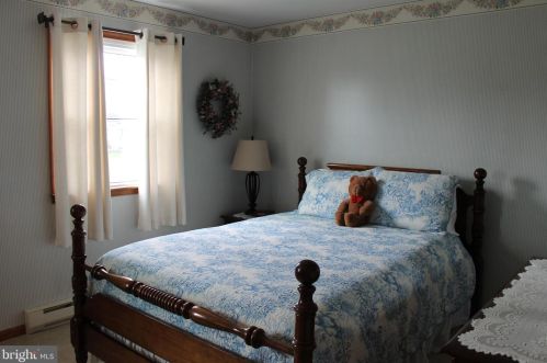 1751 Old Bethlehem Pike, Quakertown PA 18951-2375 exterior