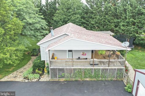 505 Old Westminster Rd, Hanover PA 17331-9001 exterior