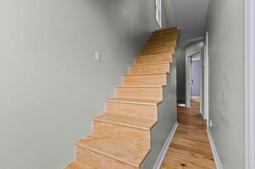 133 Pius St, Pittsburgh PA 15203-1618 exterior