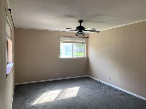 1221 Farnham Ct, Irving TX  75062-7593 exterior