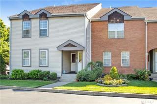 32 Greenmeadow Dr, Babylon NY  11702-2339 exterior