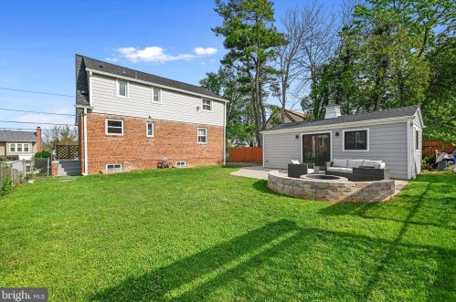 10145 Dallas Ave, Silver Spring, MD 20901-2028