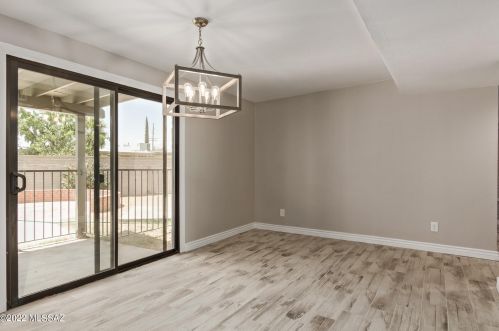 2973 Kolb Rd, Tucson AZ  85730-1747 exterior