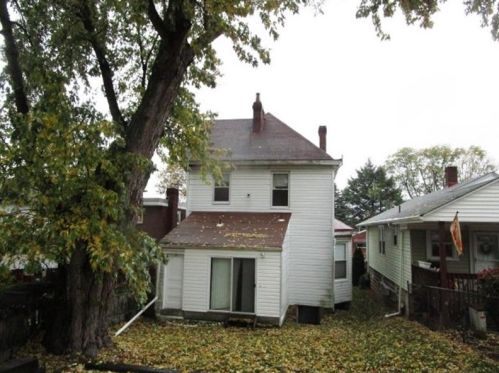 36 Lehigh Ave, Pittsburgh PA 15229-1556 exterior