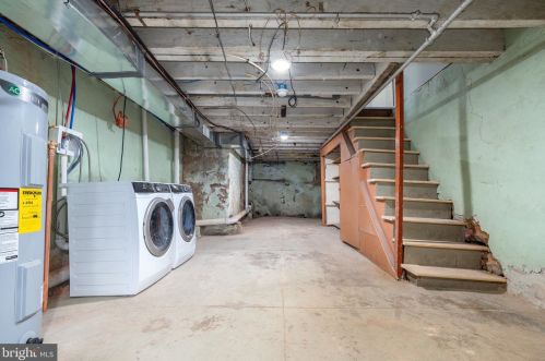 2230 Bonsall St, Philadelphia PA 19103-4303 exterior