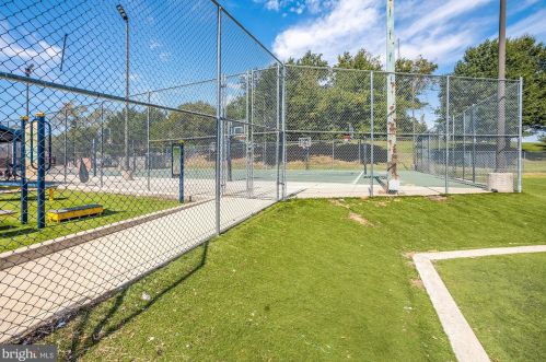 835 Longfellow St, Washington DC  20011-8205 exterior