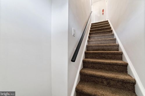 801 Bleigh Ave, Philadelphia PA 19111-3652 exterior