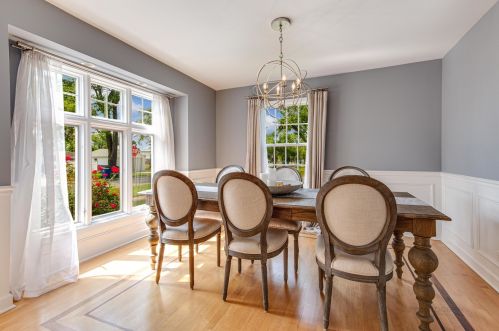 861 Linden Ave, Elmhurst IL 60126-5312 exterior