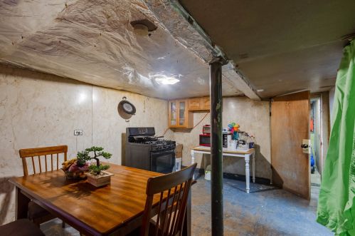 2655 Kedvale Ave, Chicago IL 60623-4324 exterior