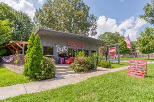 1584 Dresden Dr, Atlanta GA 30341-5263 exterior