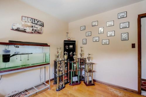 9438 Montana Ave, Milwaukee WI 53227-3324 exterior