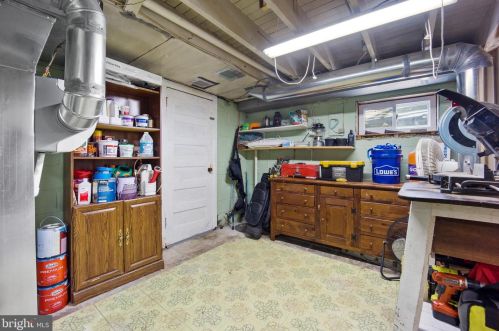 68 Elmwood Ave, Manor PA 19036-1927 exterior