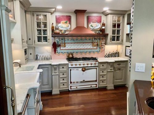 231 Ledge Dr, Torrington CT 06790-2245 exterior