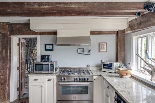 672 Washington St, Gloucester MA 01930-1335 exterior