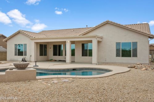 43511 47 Ln, Phoenix AZ 85031-2703 exterior