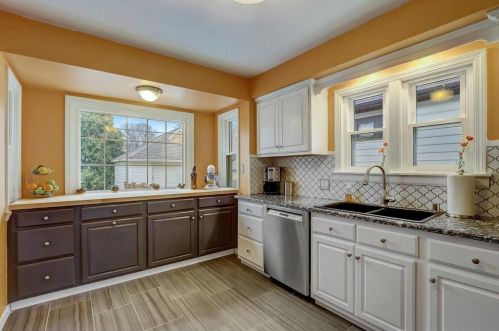 2472 73 St, Milwaukee WI 53213-1212 exterior