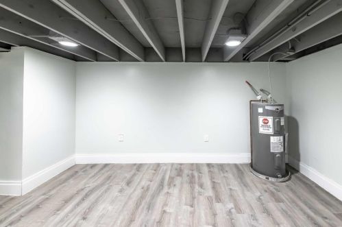 209 Steins St, Saint Louis MO 63111-3343 exterior