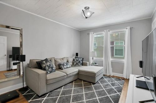 49 Mitchell Ave, Poughkeepsie NY 12603-3422 exterior