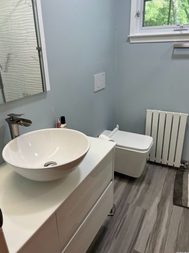 14 Colorado Pl, Huntington Station NY  11746-2605 exterior