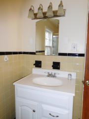 860 Montford Rd, Cleveland OH  44121-2012 exterior