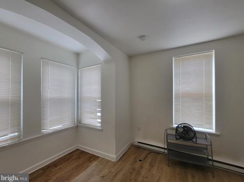 3535 8th St, Philadelphia PA 19140-4418 exterior