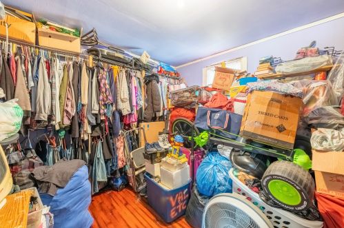 5833 Whipple St, Chicago IL 60659-3708 exterior