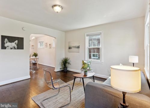 119 Trenton Pl, Washington, DC 20032-1553