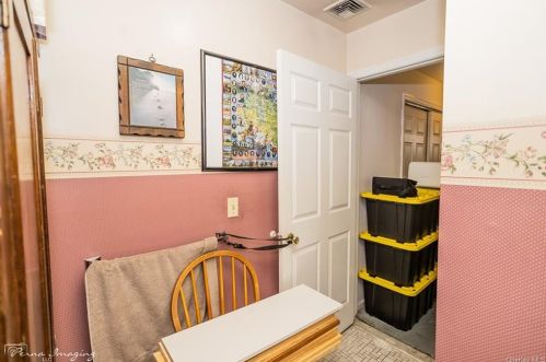 24 Jimal Dr, Middletown NY 10940-3650 exterior