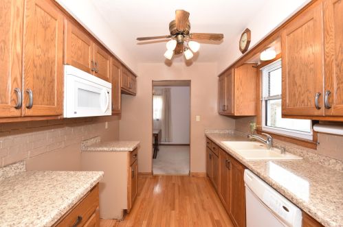 2632 93, Milwaukee WI 53227-1525 exterior