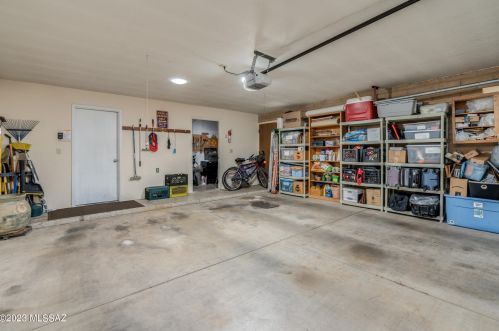 7590 Ln Cienega Dr, Tucson AZ 85712-1423 exterior