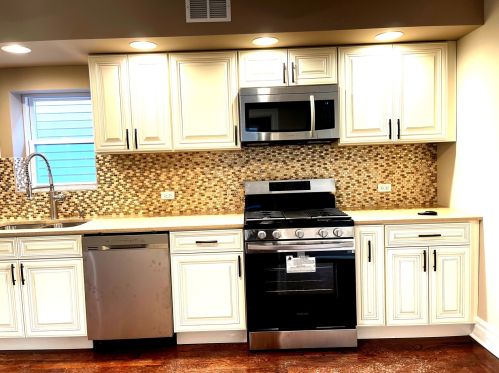 5150 Paulina St, Chicago IL  60640-2742 exterior