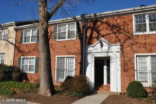 2737 Walter Reed Dr, Arlington VA  22206-1255 exterior