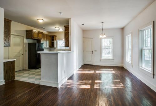 10306 Country Club Dr, Dallas TX  75218-1111 exterior