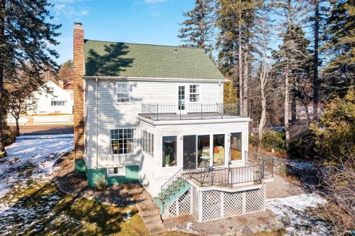 5708 London Rd, Duluth MN 55804-2517 exterior